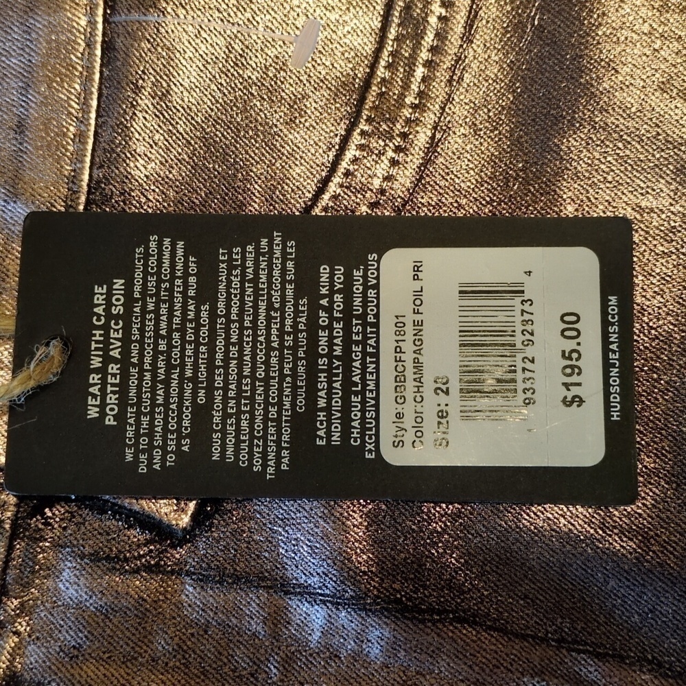 Upgrade Your Wardrobe with NWT Hudson Centerfold Skirt - The Ultimate Must-Have - Picture 10 of 14